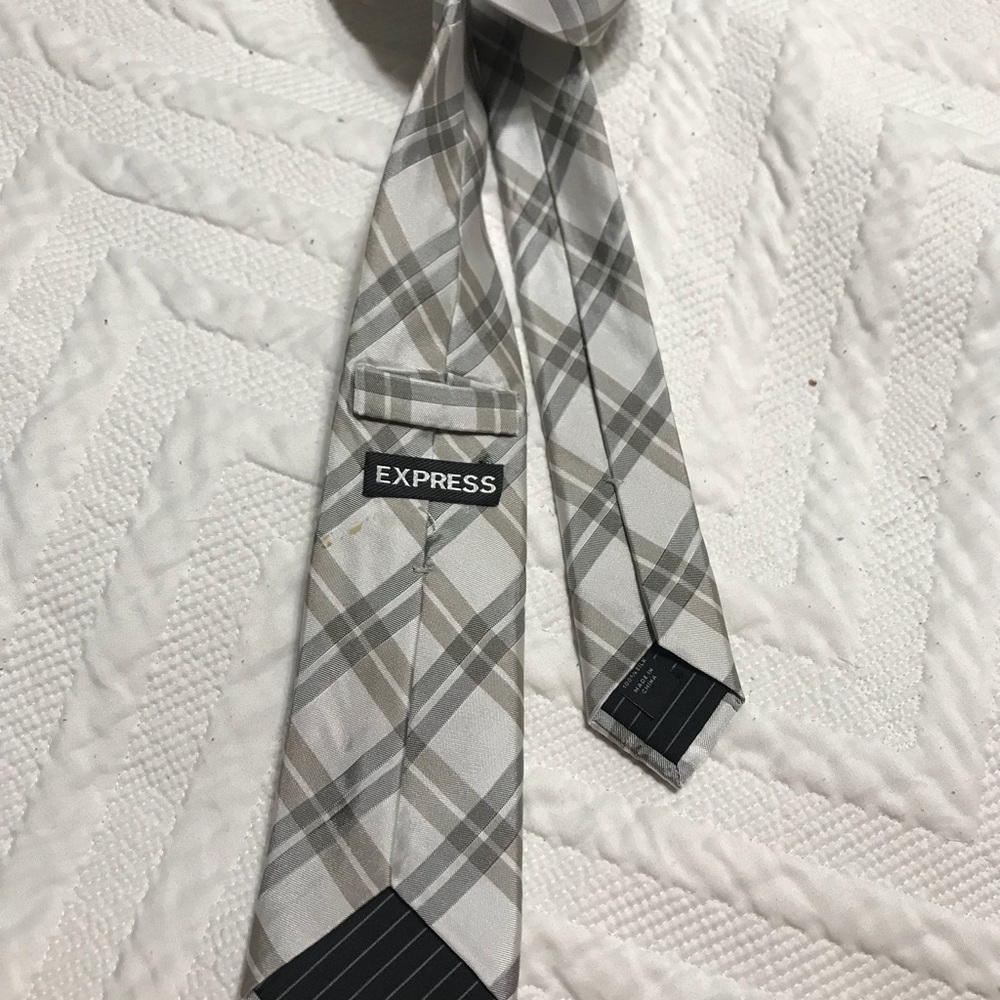 Express Necktie - Picture 3 of 3